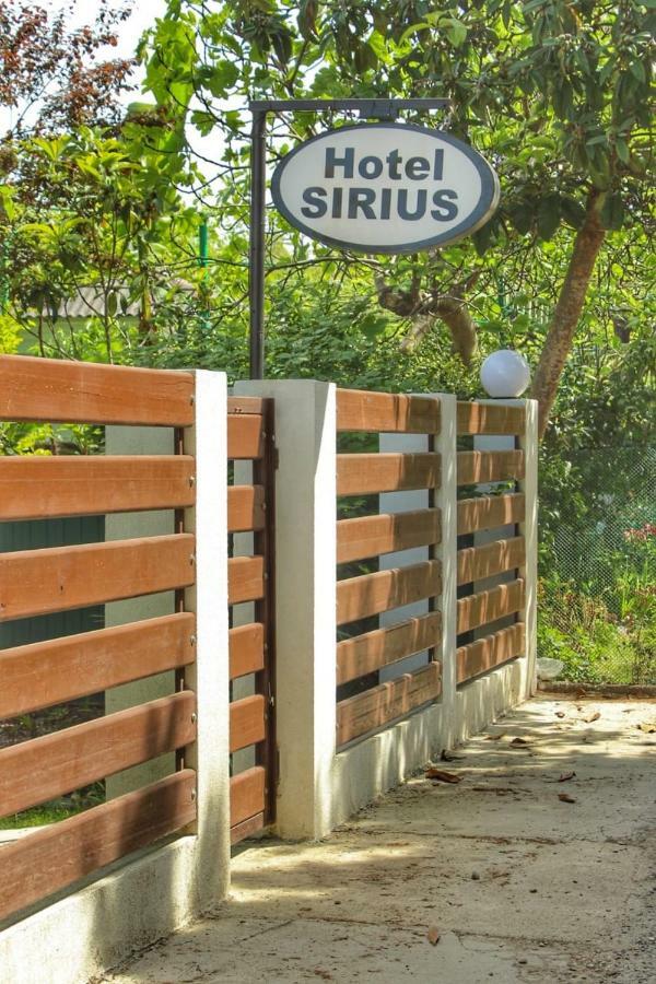 Guest House Sirius Pizunda Exterior foto