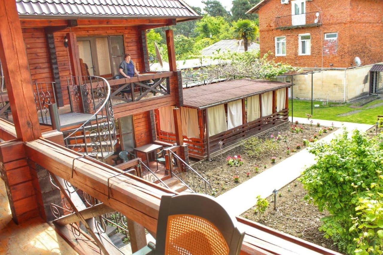 Guest House Sirius Pizunda Exterior foto